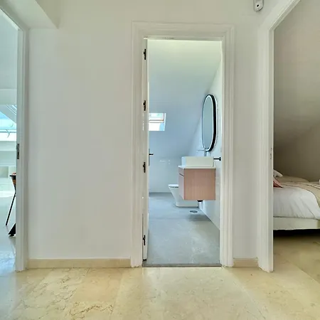 בית נופש Stunning 3bd, 2bh With Pool, Bbq Terrace