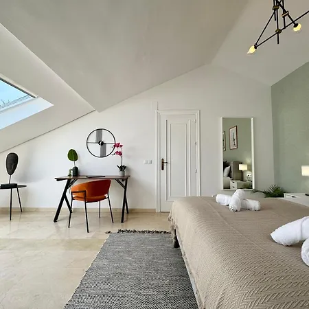 בית נופש Stunning 3bd, 2bh With Pool, Bbq Terrace *