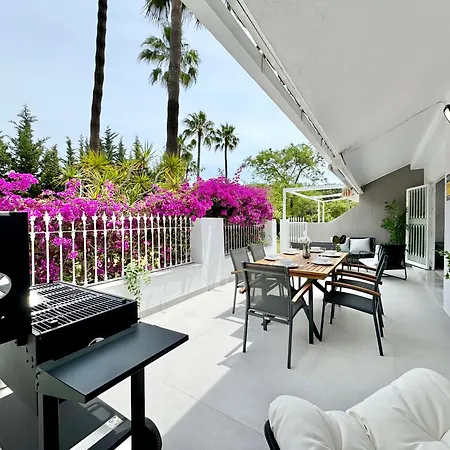 Stunning 3bd, 2bh With Pool, Bbq Terrace בית נופש