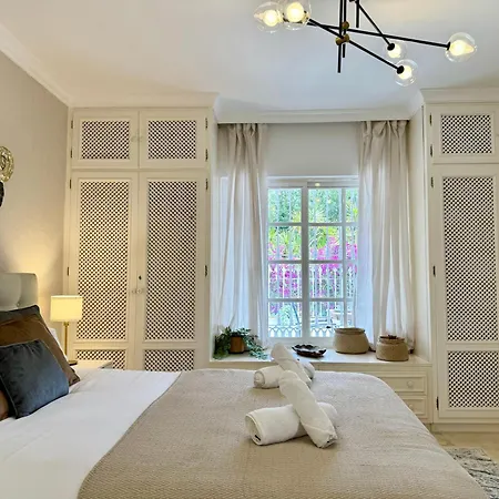 בית נופש Stunning 3bd, 2bh With Pool, Bbq Terrace מארבלה