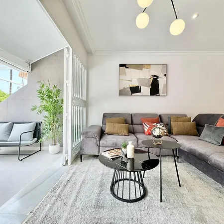 Stunning 3bd, 2bh With Pool, Bbq Terrace בית נופש *